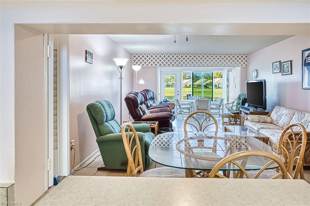 SEVEN LAKES - Residential