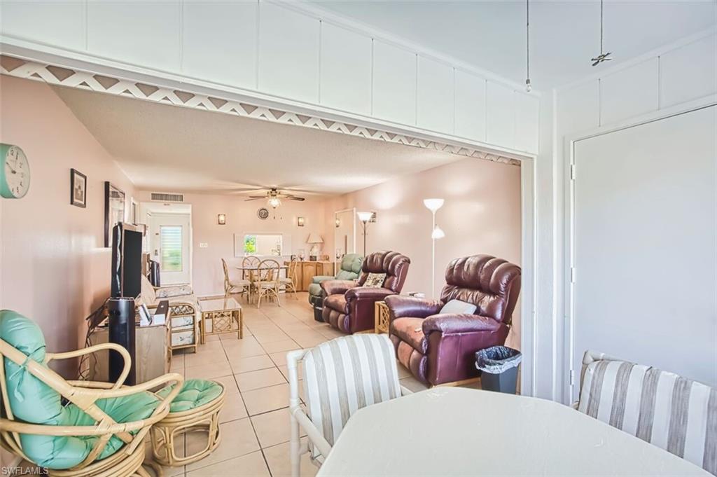 SEVEN LAKES - Residential