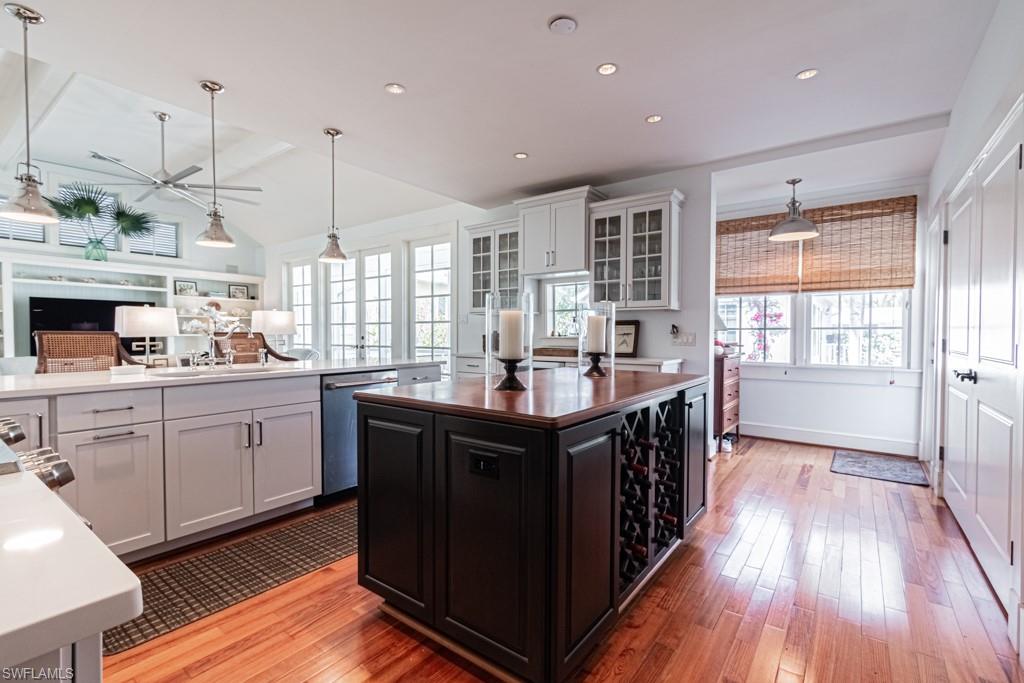 OLDE NAPLES - Residential Lease