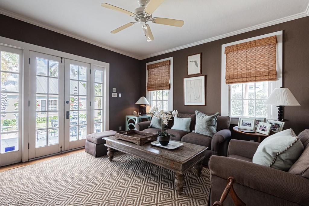 OLDE NAPLES - Residential Lease