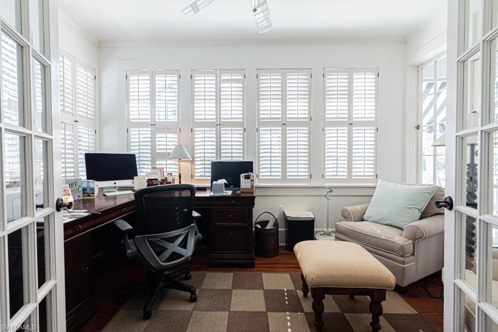 OLDE NAPLES - Residential Lease