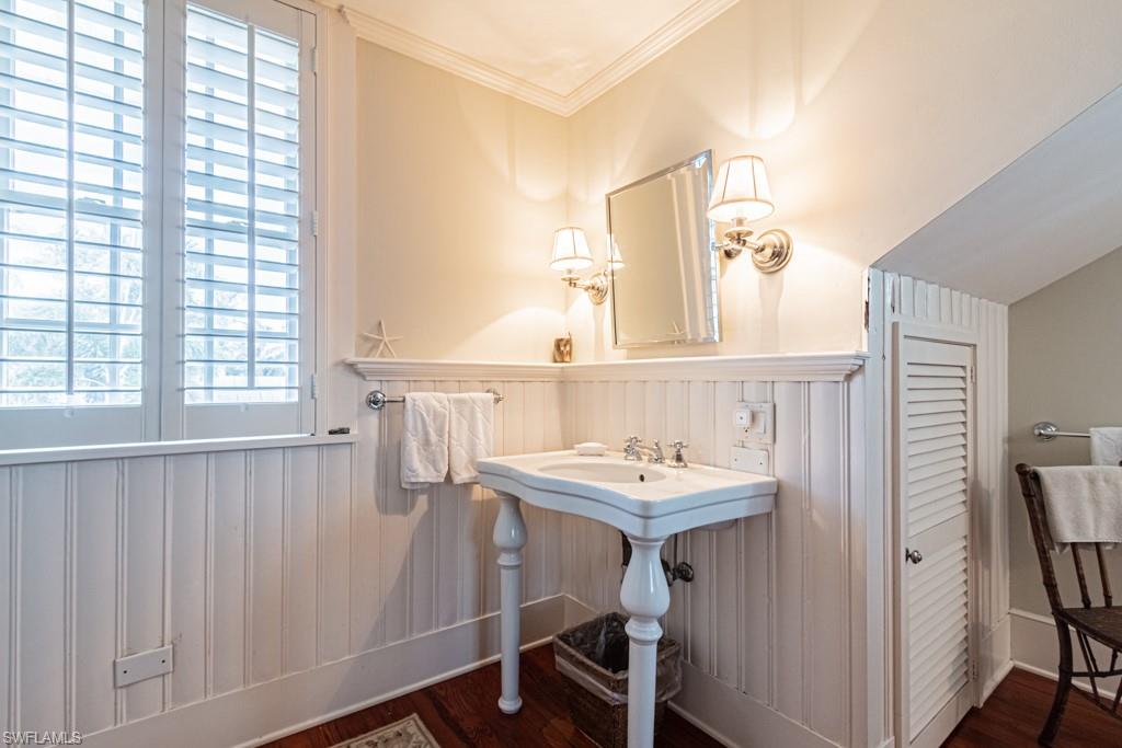 OLDE NAPLES - Residential Lease