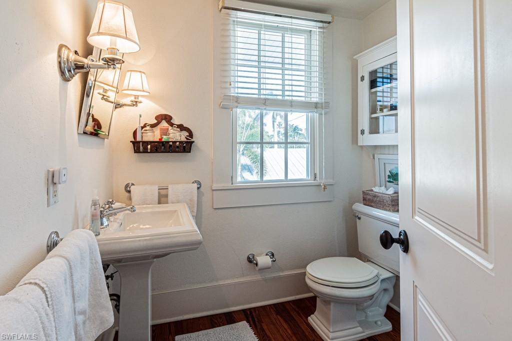 OLDE NAPLES - Residential Lease