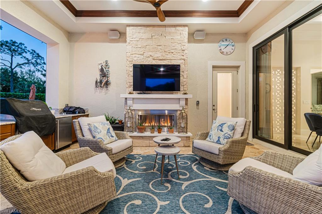 QUAIL WEST - Residential