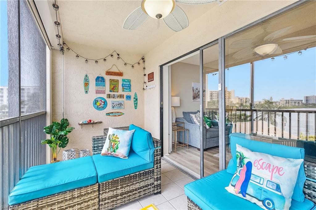 WINDWARD POINT CONDO - Residential