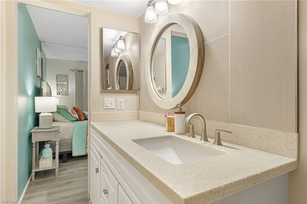 WINDWARD POINT CONDO - Residential