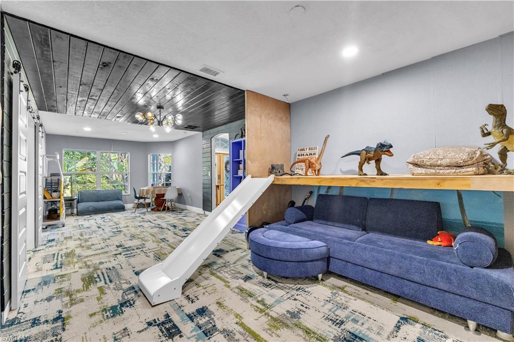 PORT CHARLOTTE - Residential