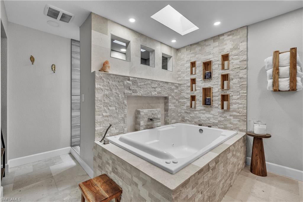 PORT CHARLOTTE - Residential