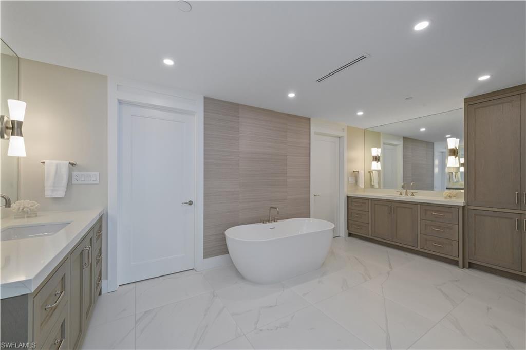 KALEA BAY TOWER 400 - Residential Lease