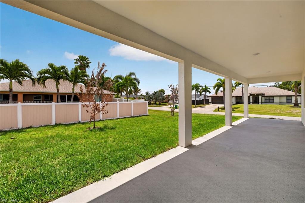 CAPE CORAL - Residential