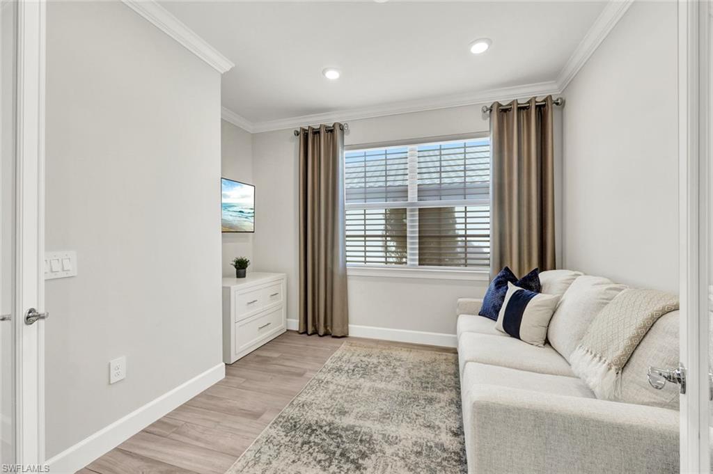 ESPLANADE LAKE CLUB - Residential Lease