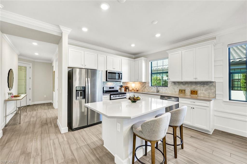 ESPLANADE LAKE CLUB - Residential Lease