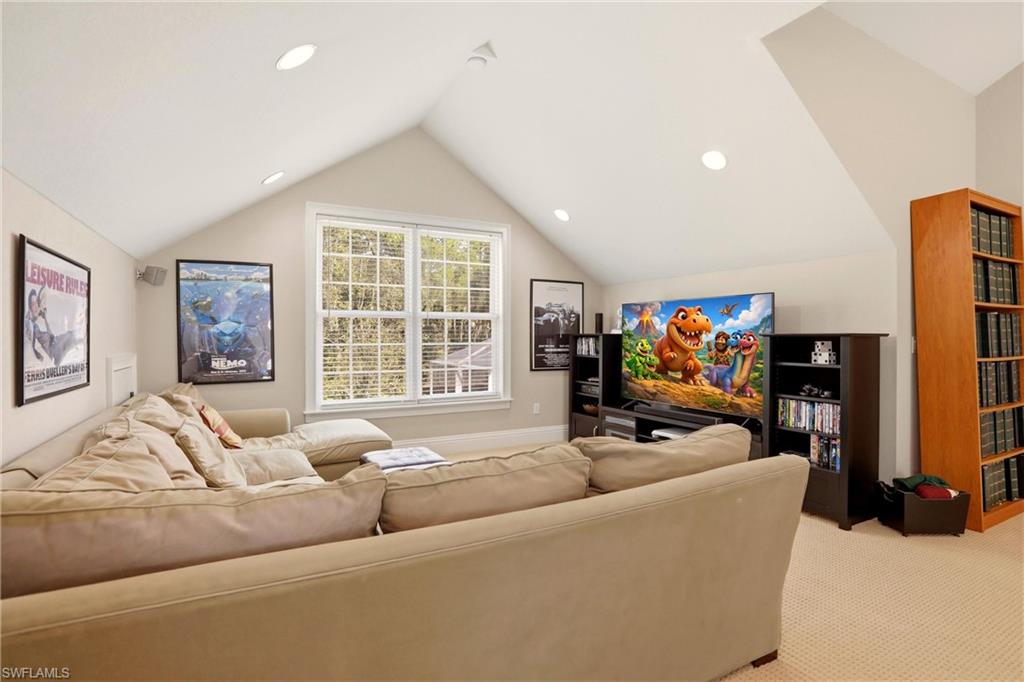 COLLIER WOODS - Residential