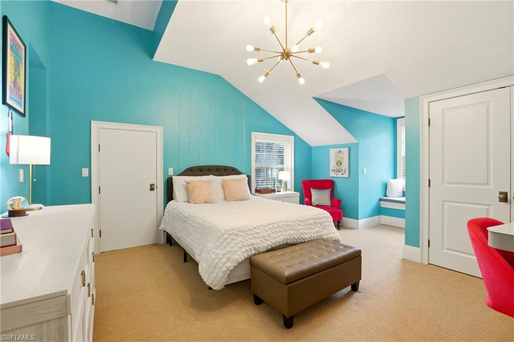 COLLIER WOODS - Residential