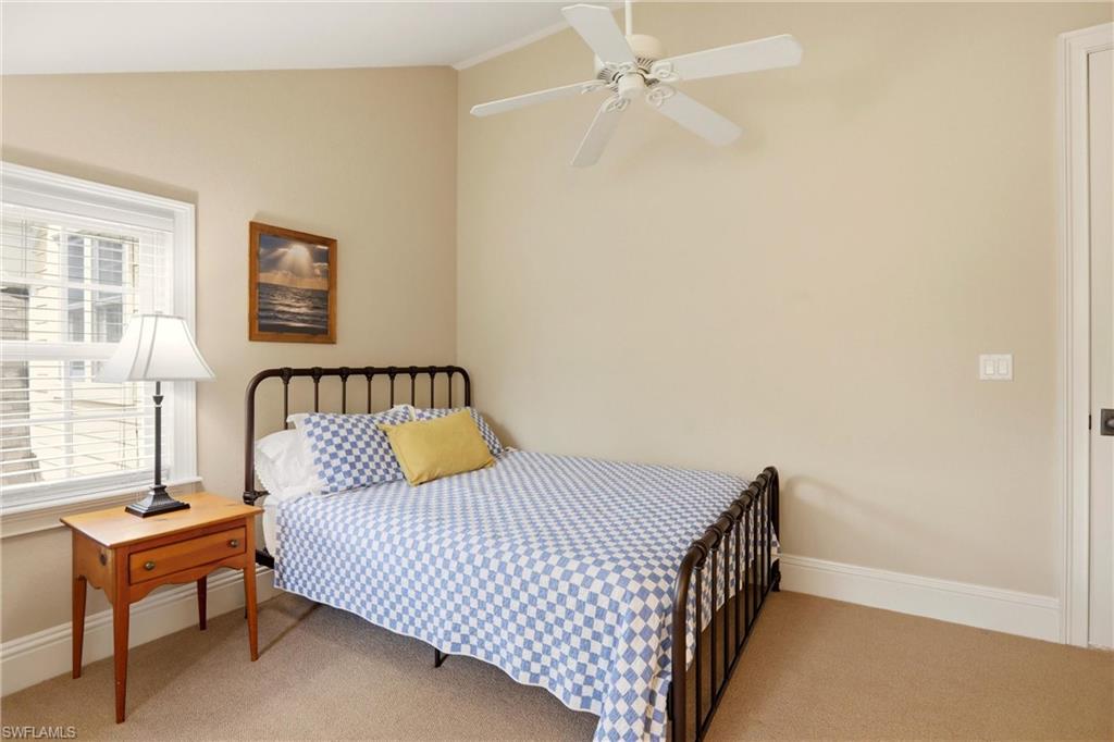 COLLIER WOODS - Residential