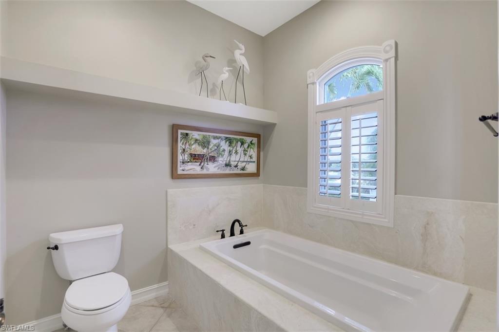 MARCO BEACH - Residential