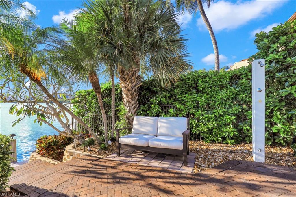 MARCO BEACH - Residential