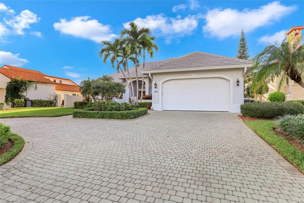 MARCO BEACH - Residential