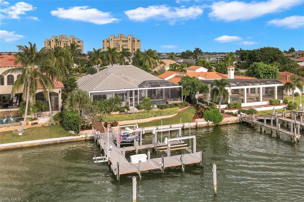 MARCO BEACH - Residential