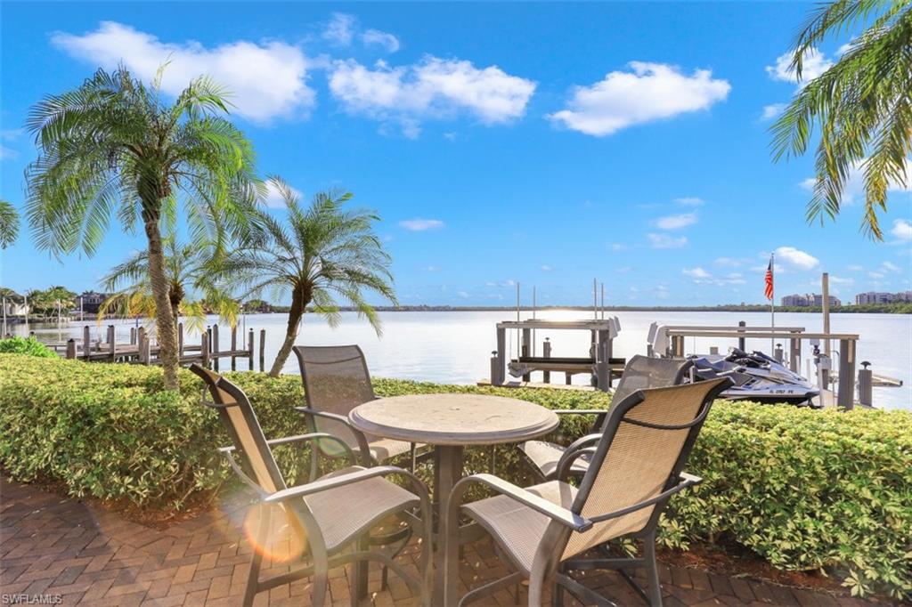 MARCO BEACH - Residential