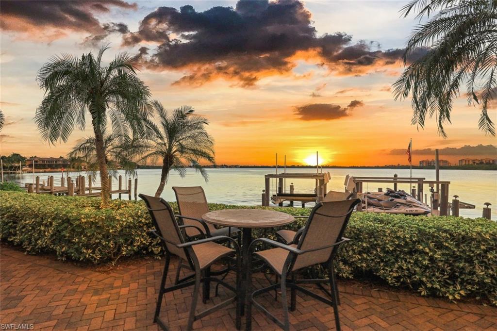 MARCO BEACH - Residential