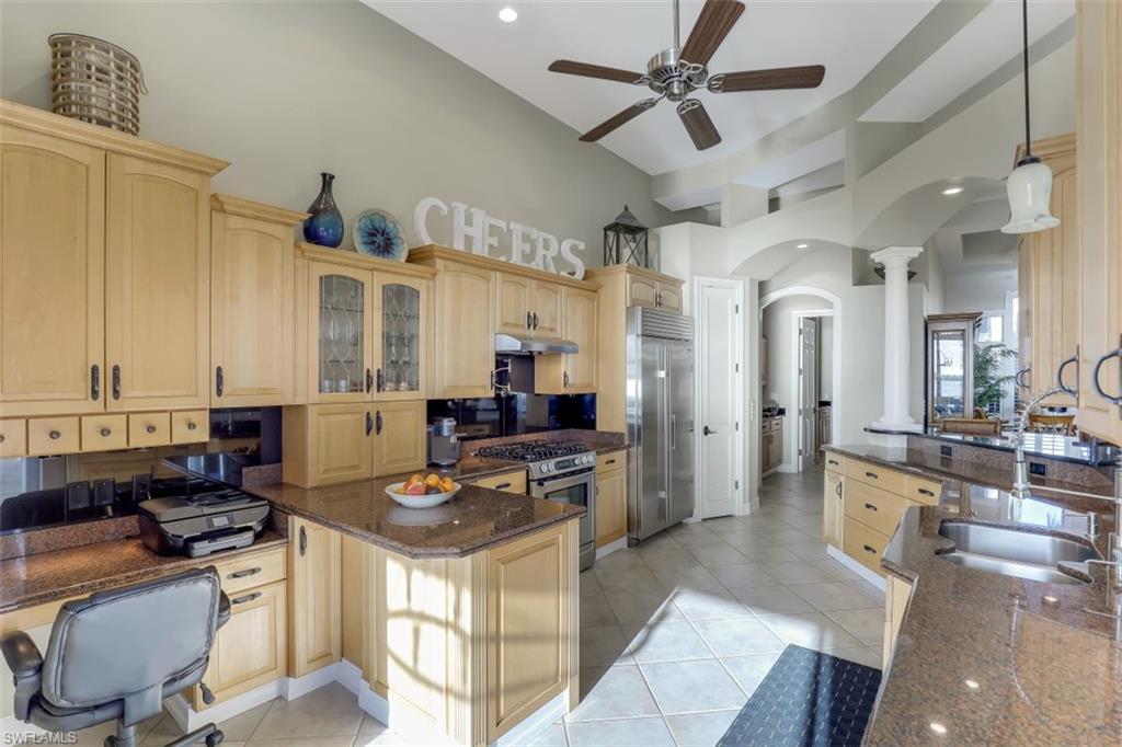 MARCO BEACH - Residential