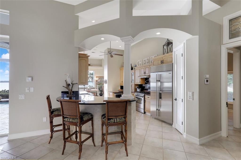 MARCO BEACH - Residential