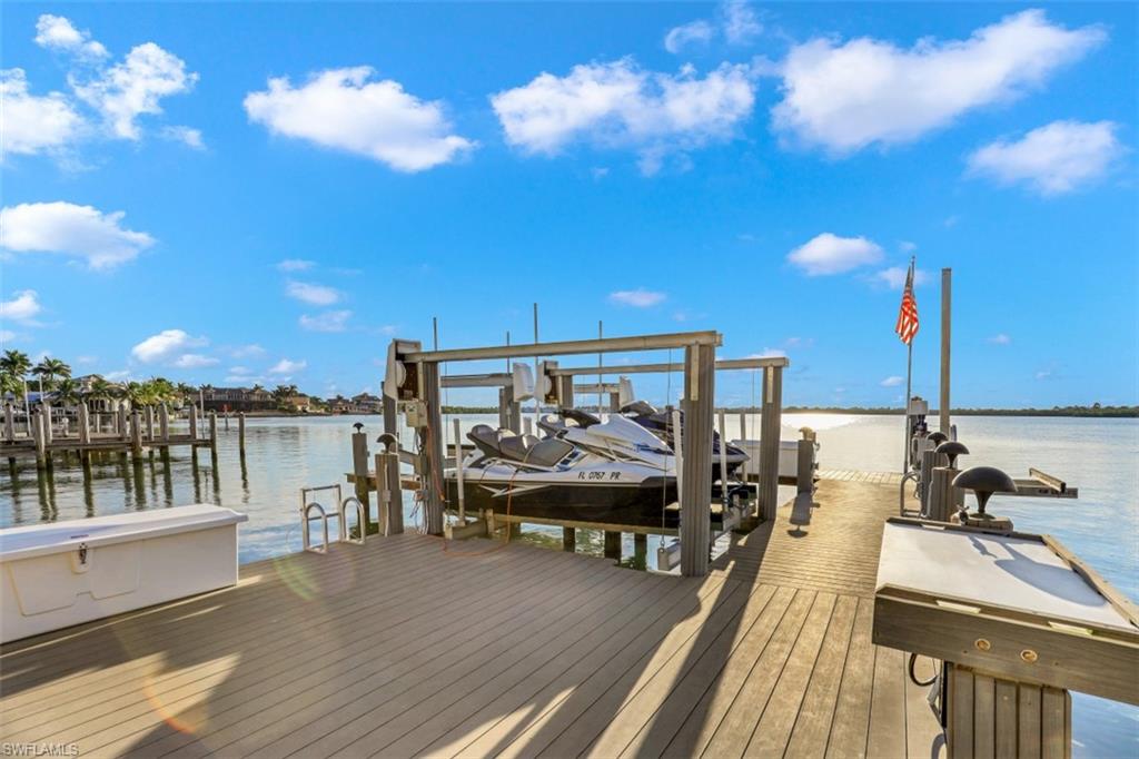 MARCO BEACH - Residential