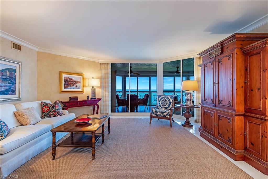 4021 Gulf Shore BLVD N 1103