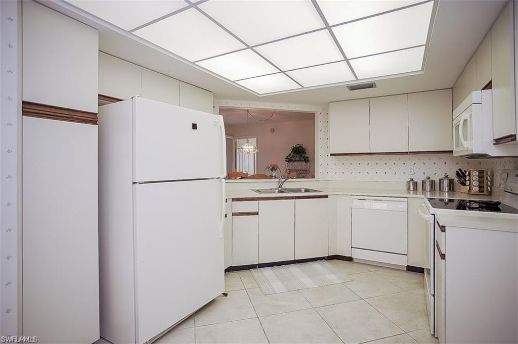 BEACHWALK GARDENS - Residential