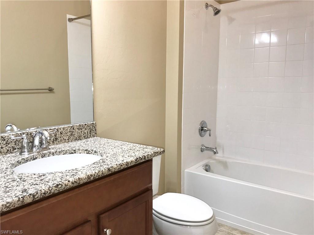 CAMDEN LAKES - Residential