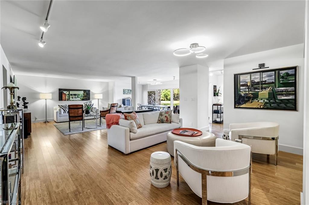 WILDERNESS COUNTRY CLUB - Residential