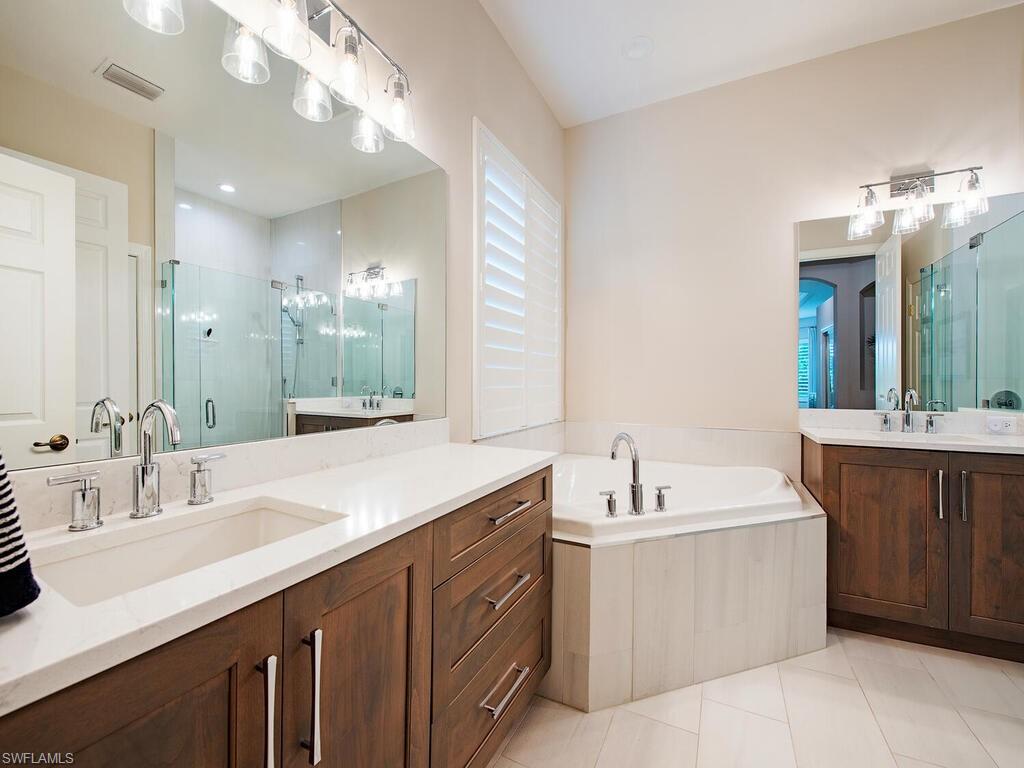 MUSTANG ISLAND - Residential