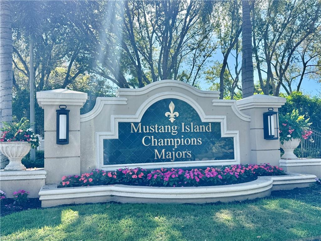 MUSTANG ISLAND - Residential