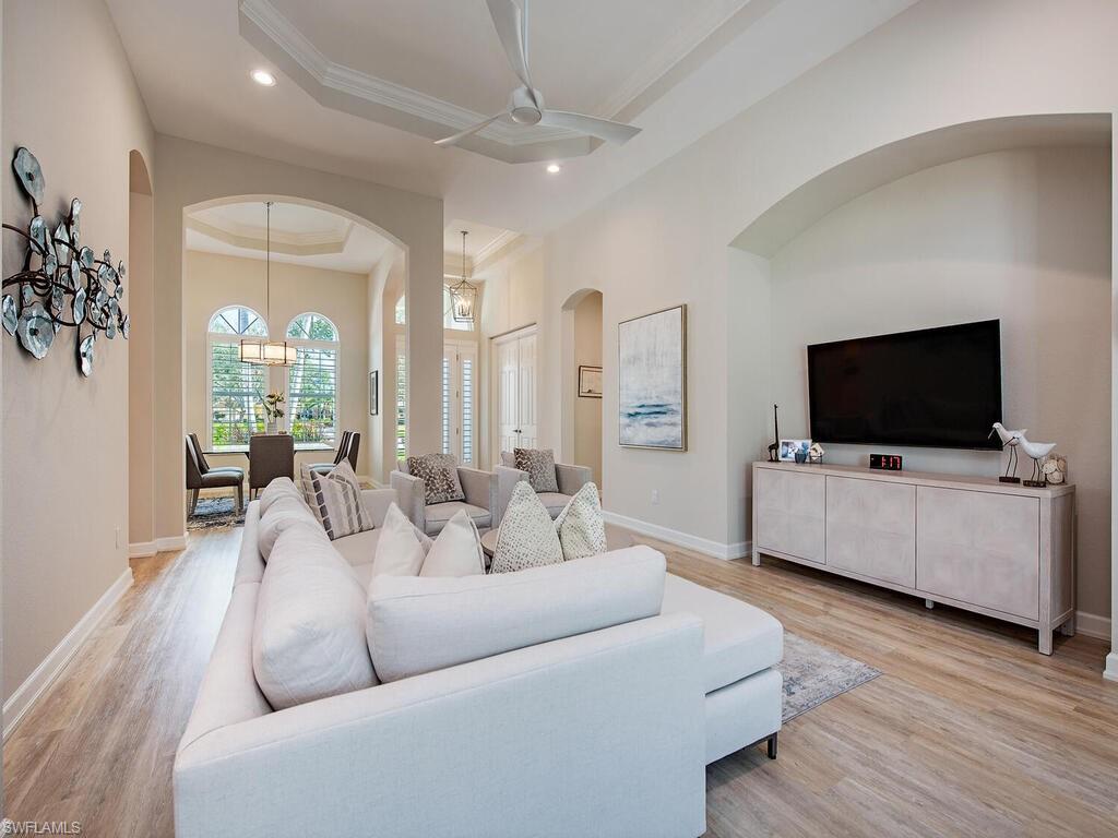 MUSTANG ISLAND - Residential