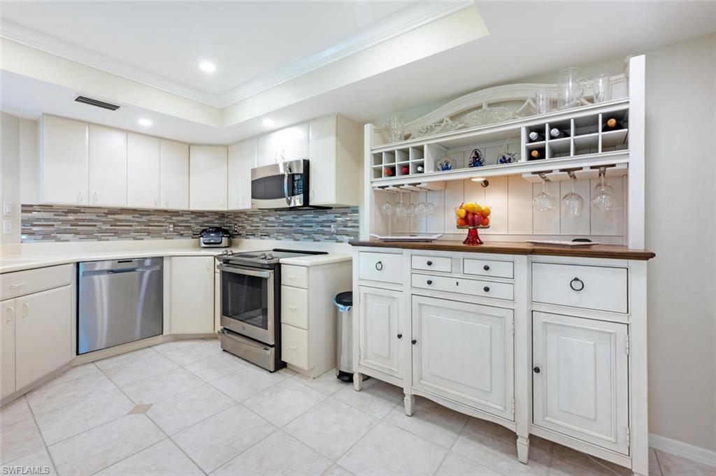 BEACHWALK GARDENS - Residential