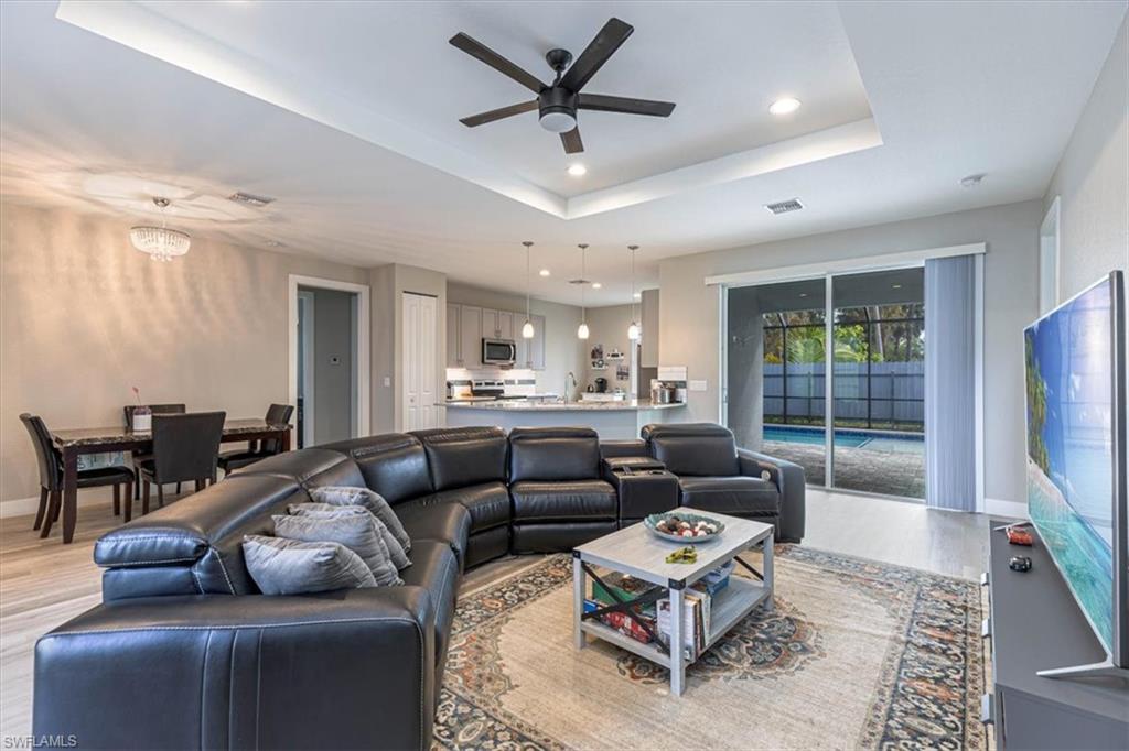 GOLDEN GATE ESTATES - Residential