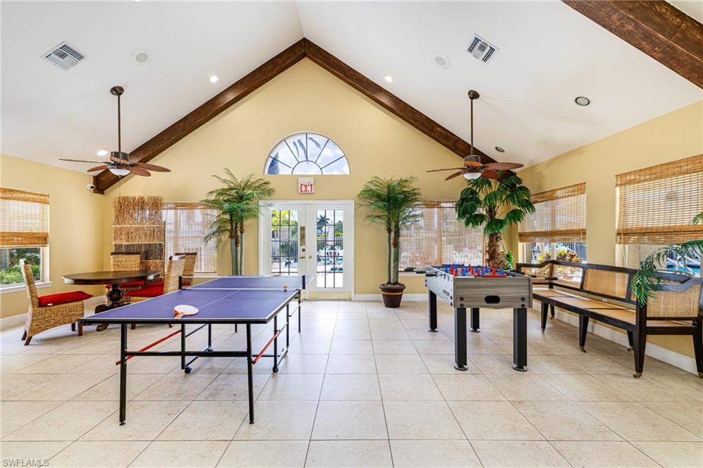 VENETIAN PALMS - Residential