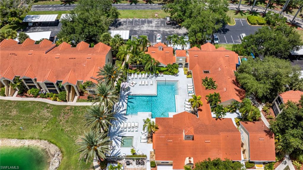 VENETIAN PALMS - Residential