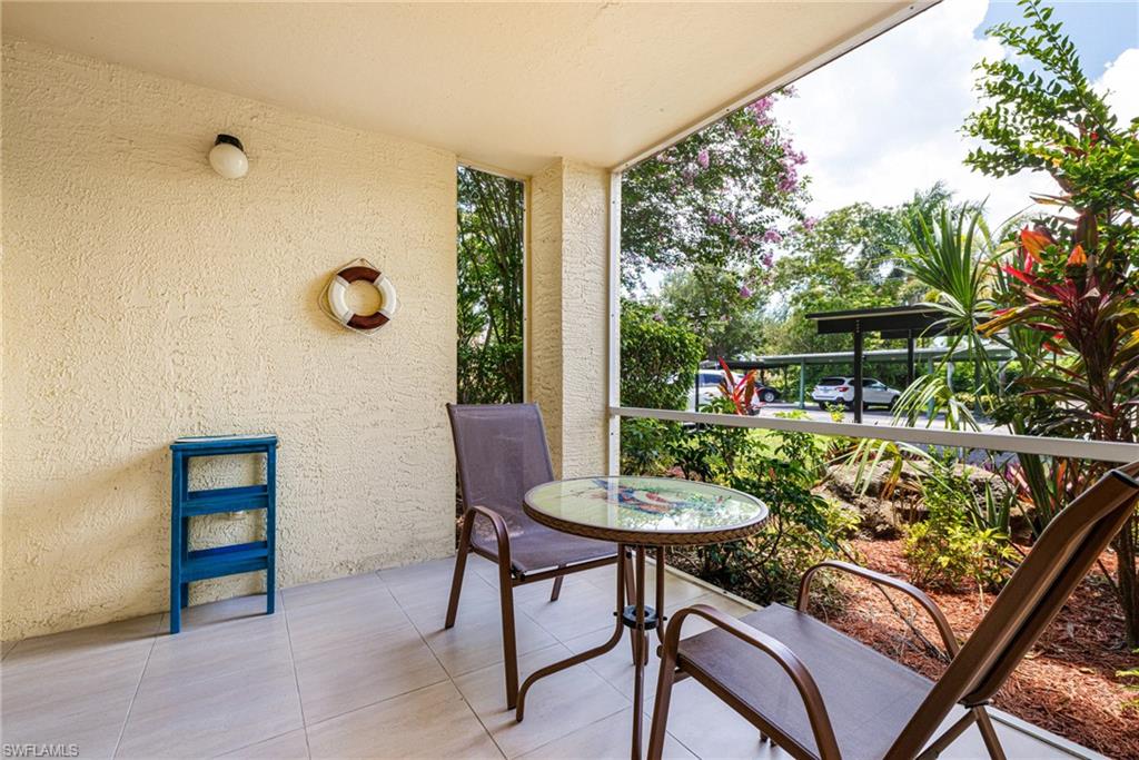 VENETIAN PALMS - Residential