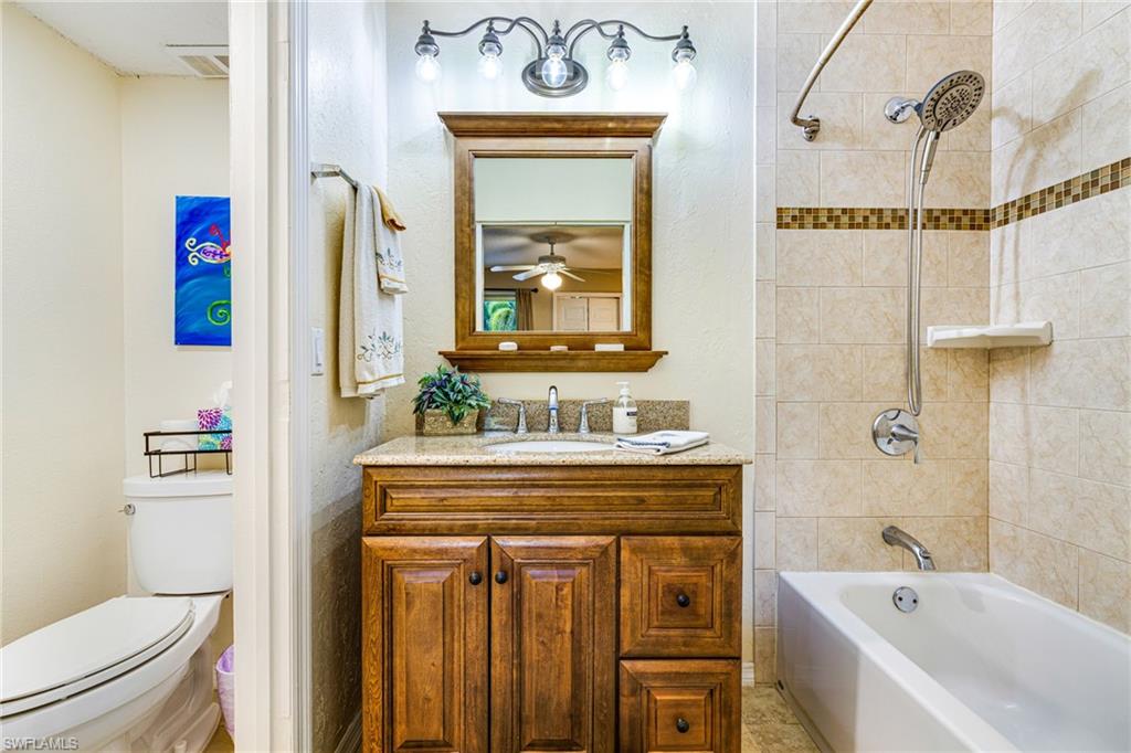 VENETIAN PALMS - Residential