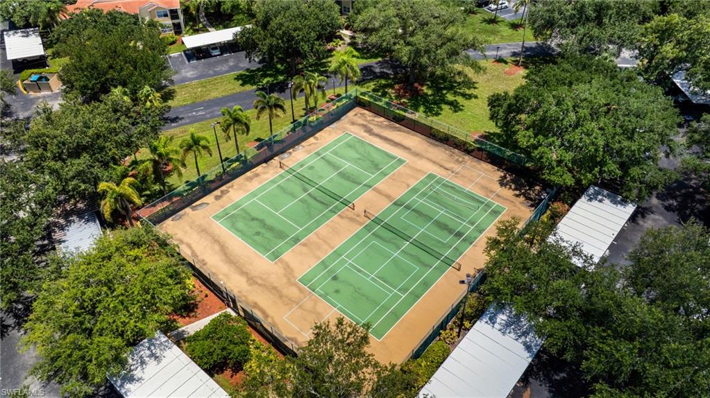 VENETIAN PALMS - Residential