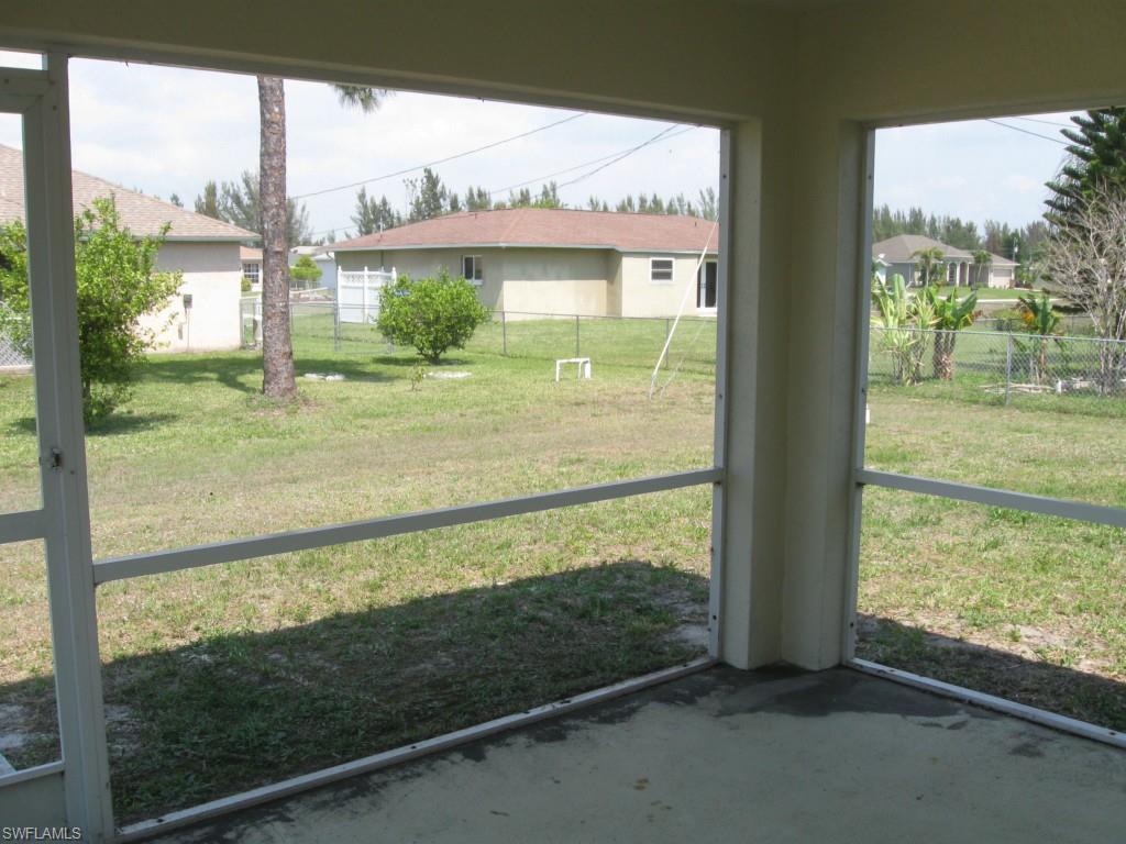 CAPE CORAL - Residential