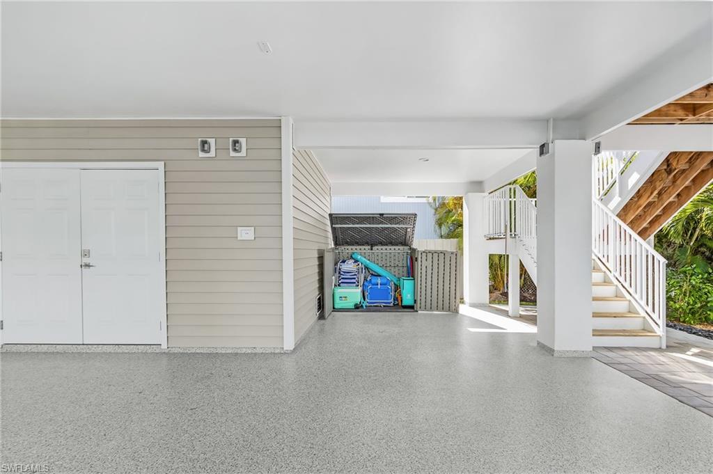 WATSON W W - Residential