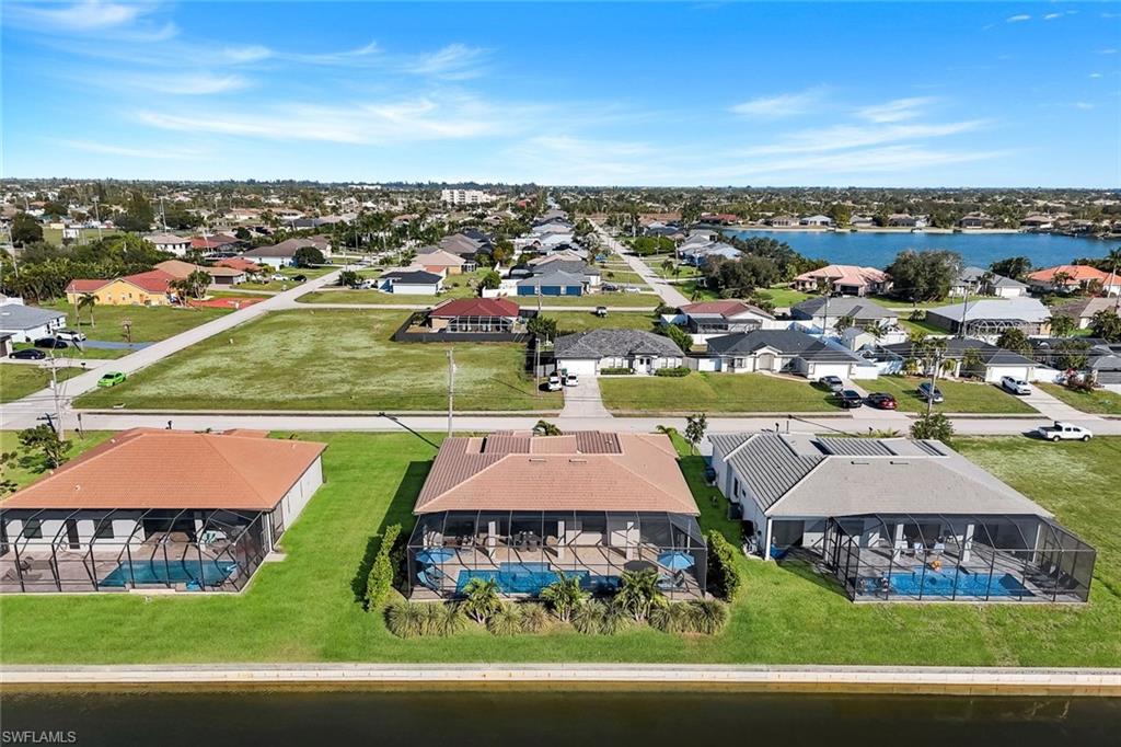 CAPE CORAL - Residential