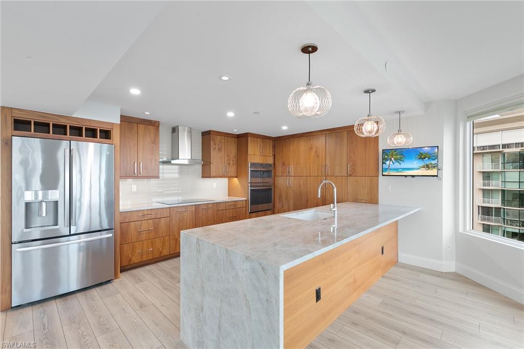 PARK SHORE TOWER - Residential