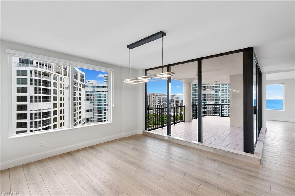 PARK SHORE TOWER - Residential