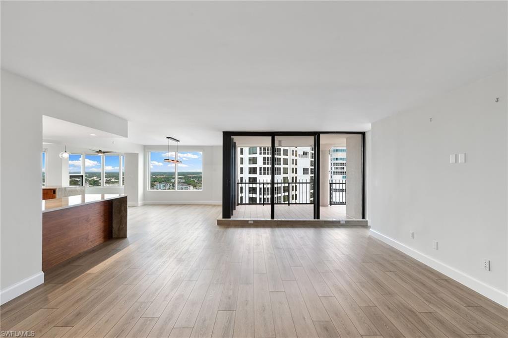 PARK SHORE TOWER - Residential