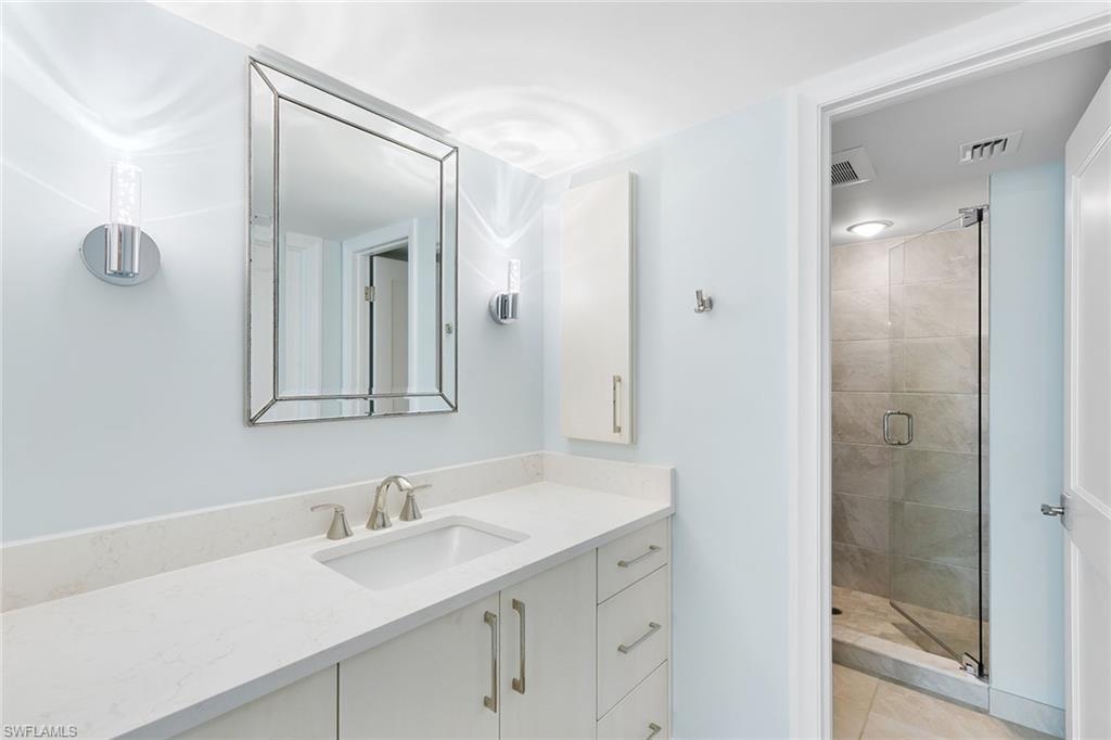 PARK SHORE TOWER - Residential