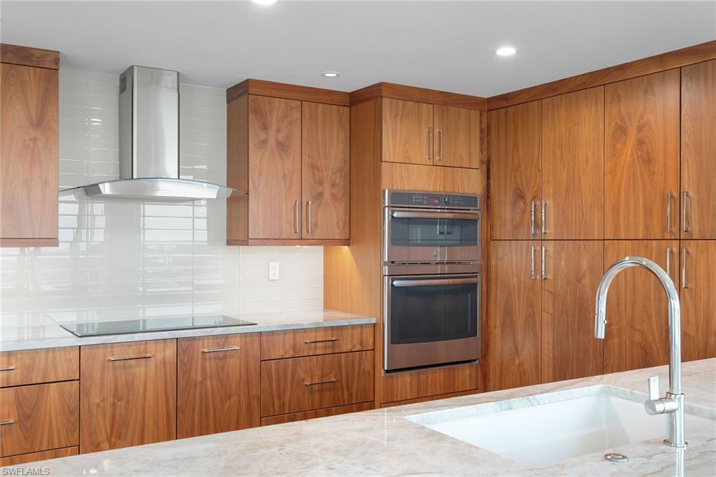 PARK SHORE TOWER - Residential